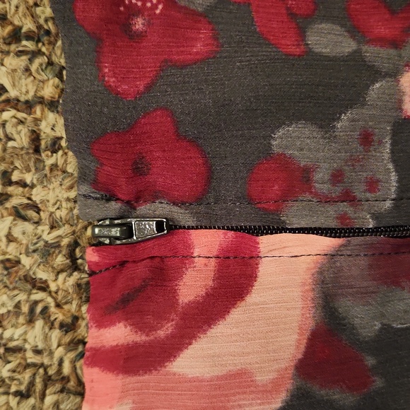 The Children's Place Floral Dress Size 6X/7 Pink/Purple - Picture 7 of 7